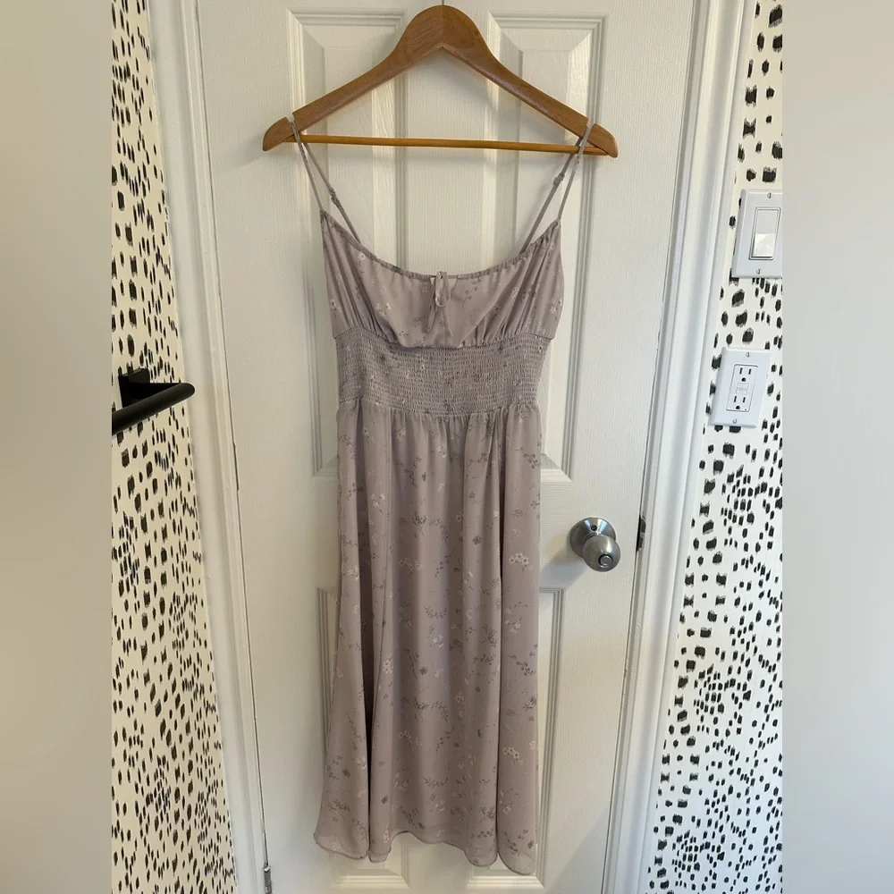 Elegant Lilac Midi Dress - Wilfred Genoa - Picture 4 of 11